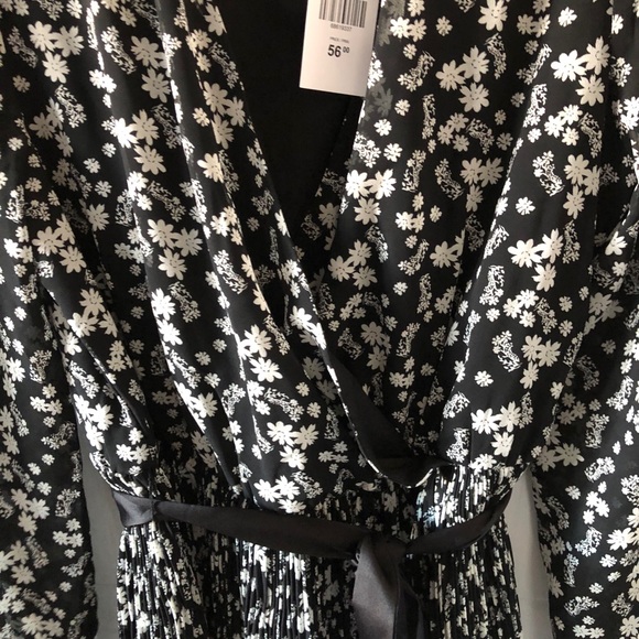 Wrap Dress - Picture 3 of 3